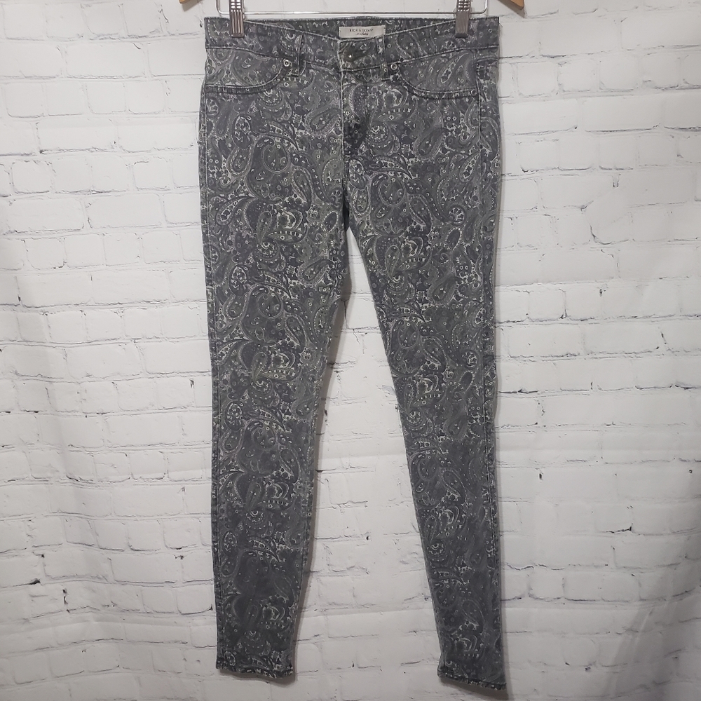 Rich & Skinny Sz 27 Skinny Ankle Jeans Paisley